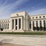 联邦基金期货指向本周维持利率不变 市场关注鲍威尔任期后政策路径