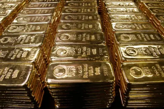 金银大幅回调，富时100指数刷新历史高位