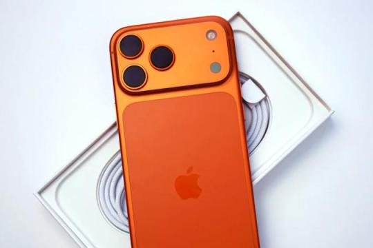 彭博：苹果拟在iPhone 18 Pro系列引入可变光圈摄像头