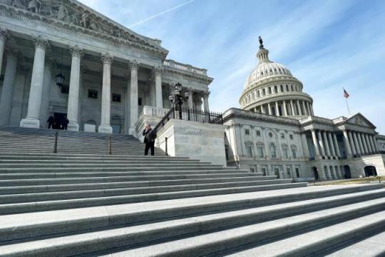 实时博客：参议院农业委员会推进加密市场结构法案