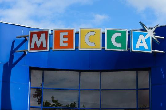 Mecca宾果母公司Rank董事长任期近八年后将于本月退休