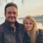 我为爱移居美国。虽然不易，但十年和职业转变让我感到这里像家。