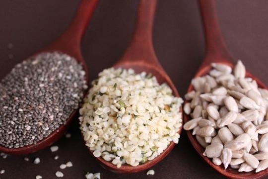 9种高蛋白谷物和种子，助力能量补充与日常营养