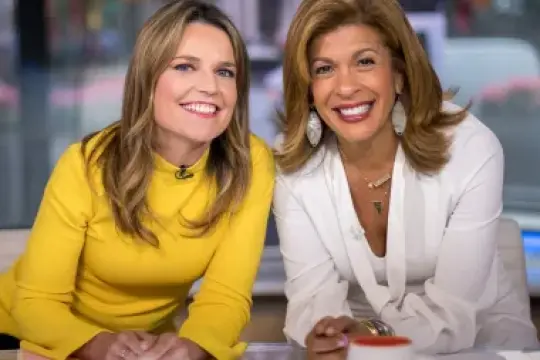 霍达·科特布重返《今日美国》，表达对萨凡纳·格思里及其家人的支持，关注其母亲南希失踪事件