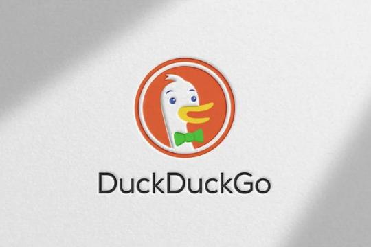 DuckDuckGo 推出隐私优先聊天机器人 Duck.ai：聚合多家大模型且不追踪用户