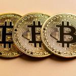 比特币波动加剧 激进领口期权策略引发关注