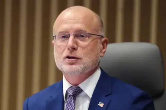 特朗普领导的FCC启动对电视分级系统的新调查，重点关注儿童节目中“包含或推广”性别认同议题