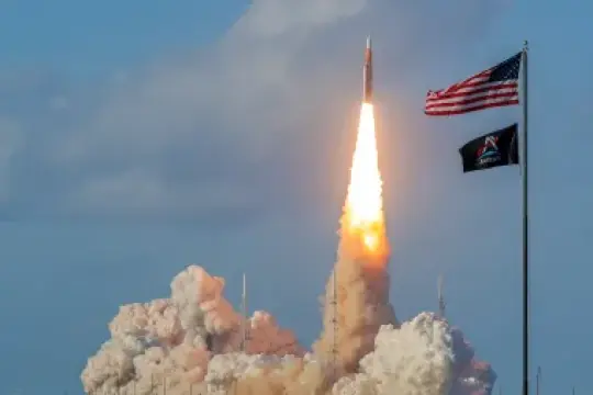 NASA发射阿尔忒弥斯二号任务绕月飞行