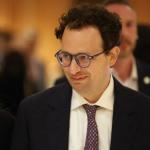 在监管真空中自陷困局：Anthropic与AI安全承诺的反噬