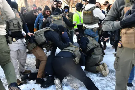 美国科技员工呼吁CEO敦促特朗普政府撤出ICE并终止相关合作