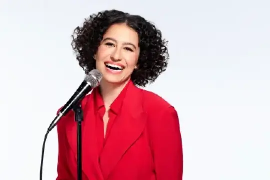 喜剧演员伊拉娜·格雷泽宣布全球巡演第二阶段“Ilana Glazer Live!”