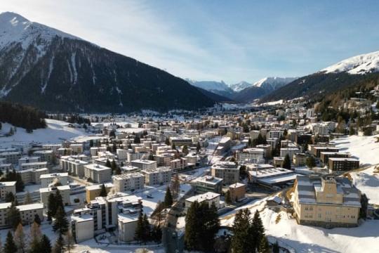 世界经济论坛调查：地缘经济对抗成未来两年最大全球风险