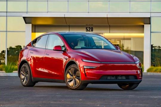 电动SUV新对决：全新丰田bZ对比特斯拉Model Y