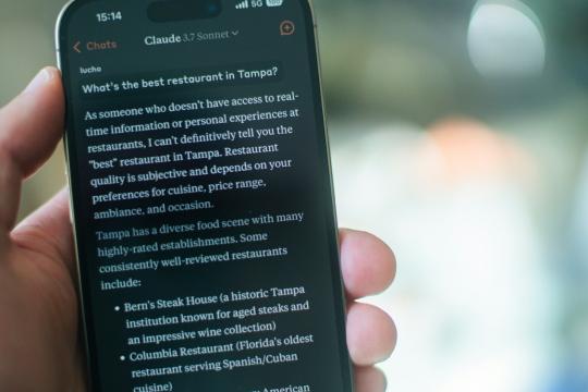 Claude从聊天工具走向桌面助手：多项功能被用户低估