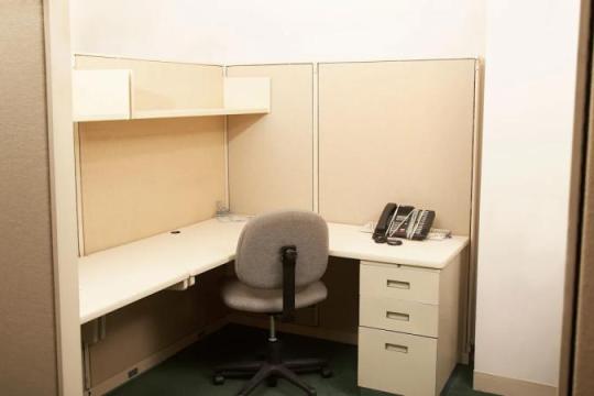 职位被裁撤，能力仍在：结构性裁员下的职业现实