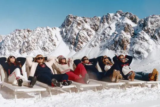 J.Crew发布与美国滑雪与单板滑雪队合作奥运系列 主打70年代复古运动休闲风