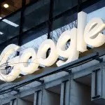 Alphabet季度业绩超预期，称将于2026年显著提高AI相关资本开支