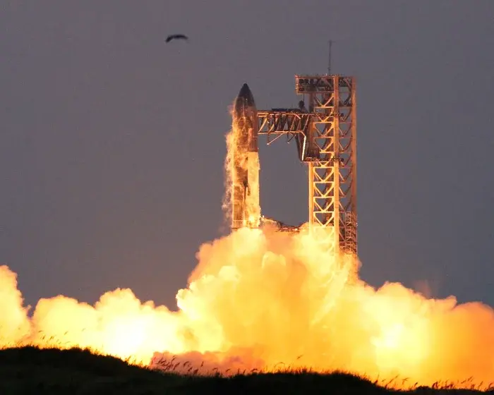 报道称SpaceX评估以1.5万亿美元估值IPO，时间或指向6月中旬