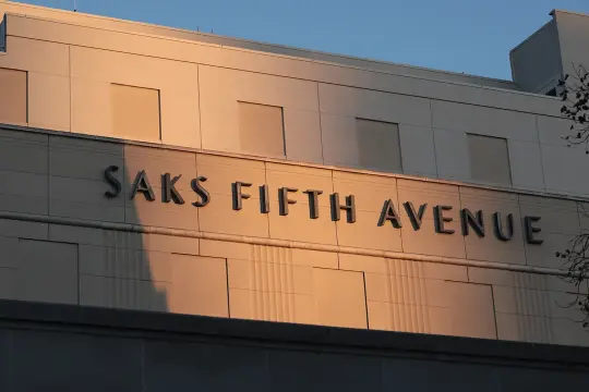 萨克斯全球申请第11章破产保护：门店运营与萨克斯第五大道、尼曼·马库斯前景不明