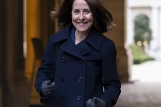 肯德尔呼吁英国公众拥抱人工智能 政府主权AI基金完成首笔投资