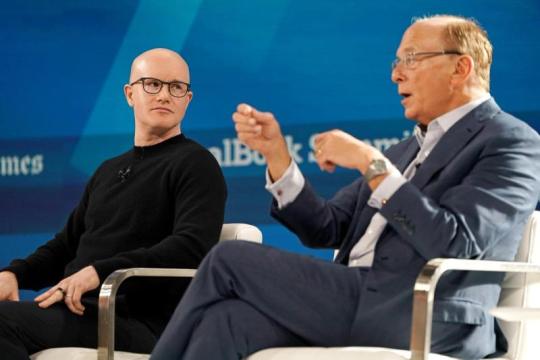 Coinbase CEO称大型银行将加密货币视为“生存性”威胁