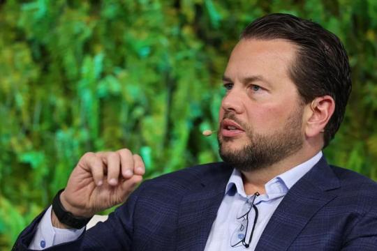 Pinterest首席执行官呼吁各国立法禁止16岁以下未成年人使用社交媒体