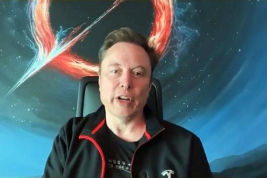 马斯克提出“普遍高收入”应对AI与机器人导致的失业，专家质疑可行性