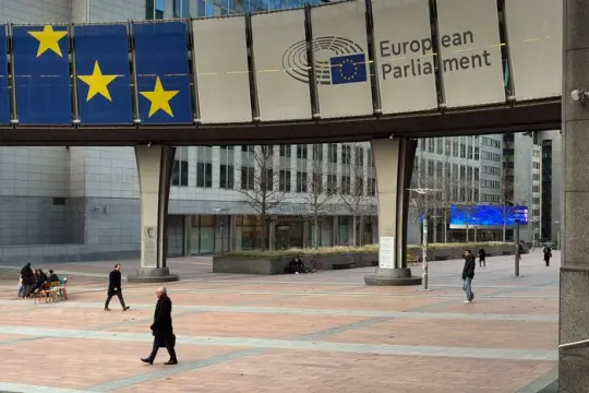 谷歌、Meta、Snap和微软批评欧盟未延长儿童性虐待内容扫描例外条款