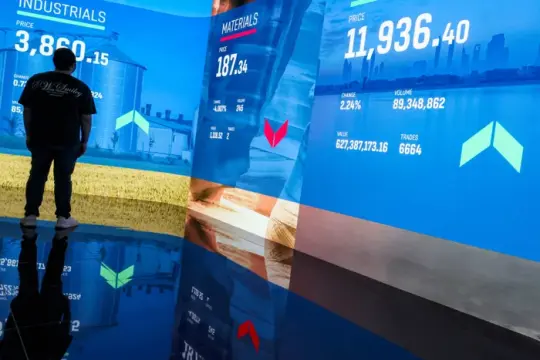 “全是恐惧和头条新闻”：能源交易员在剧烈波动的油市中调整策略