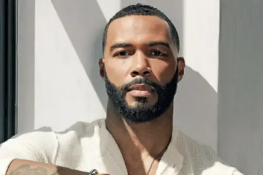 奥马里·哈德威克签约Verve