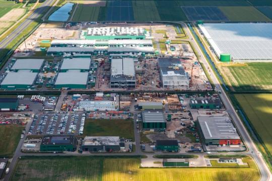 “我们可能会撞墙”：数万亿美元押注AGI回报面临不确定性