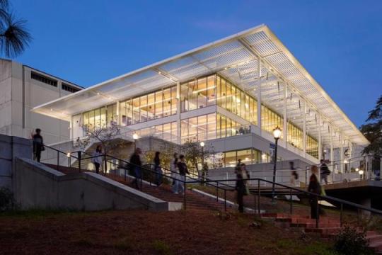 伯克利格莱姆斯工程中心采用形状记忆合金抗震系统 可在强震后自动复位