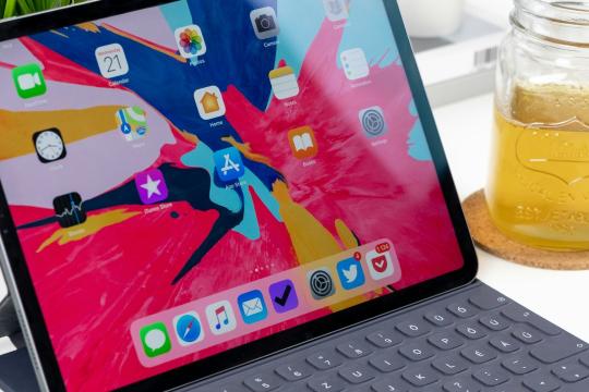 六项iPad设置调整可延长数小时续航：亮度、锁屏与后台活动成关键