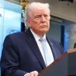 唐纳德·特朗普在伊朗救援新闻发布会上对媒体发起强烈抨击