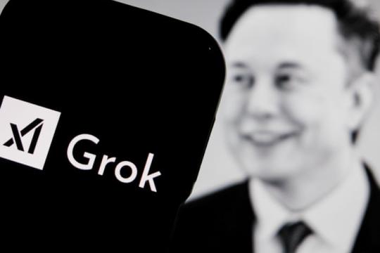 征集年轻人、家长与教师意见：Grok AI带来的影响与担忧