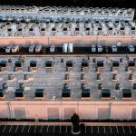 中东冲突扰动霍尔木兹海峡  数据中心面临成本上升与项目搁置风险