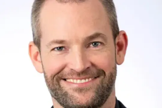 詹姆斯·法瑞尔成立Red Sage Studios，发布首批青少年题材电影计划