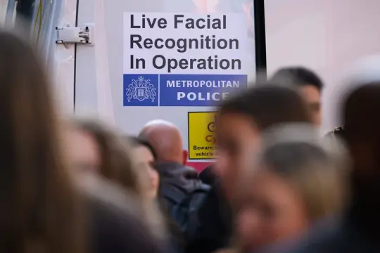 英国警方人工智能负责人称执法技术难免偏见 将通过新中心降低风险