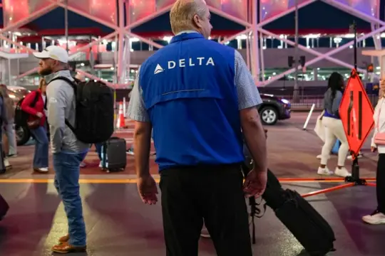 达美航空CEO称油价波动将推高机票成本 预计本季度燃油支出增加20亿美元