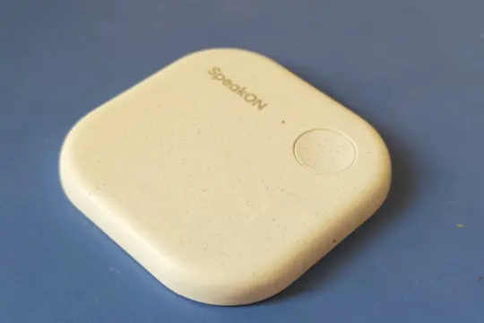 Notta推出SpeakOn语音转录硬件设备 功能受限于平台与形态设计