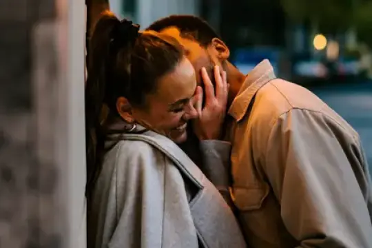 一位兼容性研究者称约会软件“多半是浪费时间”，教你如何找到真正合拍的伴侣