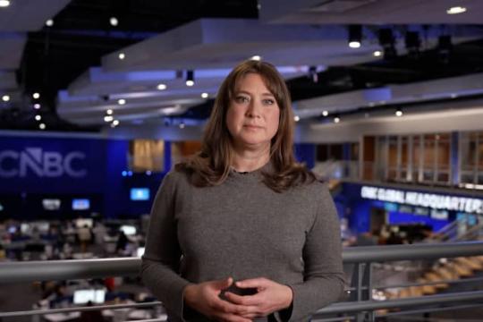 喷气燃料价格飙升推高机票成本 航空公司启动新一轮票价调整