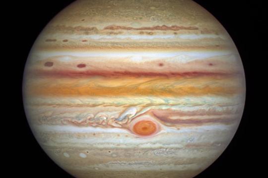 最新精确测量显示木星尺寸略小于既往认知