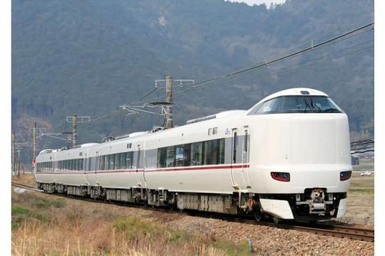 超越个体失误：从系统性技能管理再审视2005年福知山线脱轨事故