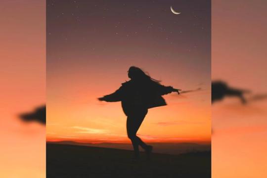 “全情投入职场”的流行与争议