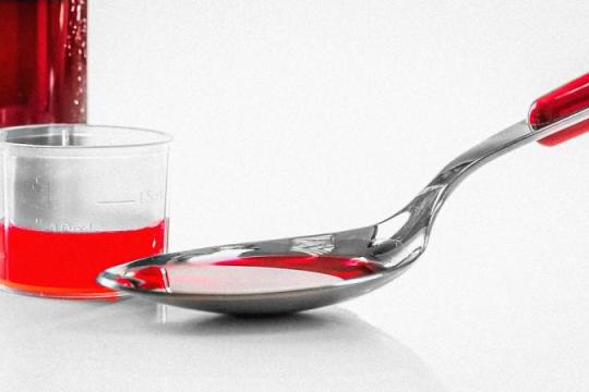 近9万瓶儿童布洛芬在美全国召回 因发现“凝胶状物质和黑色颗粒”