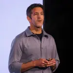 苹果宣布约翰·特纳斯出任下一任CEO 9月1日起接棒库克