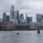 活动团体批评Palantir之际，该公司在英国公共部门合同持续扩张