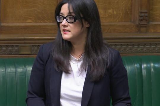 英国下议院妇女与平等委员会因AI篡改图像争议停止使用X平台