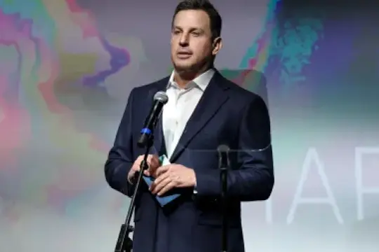 Starz终止与环球影业的付费二窗口输出协议，CEO称影片在亚马逊上线前已被大量观看
